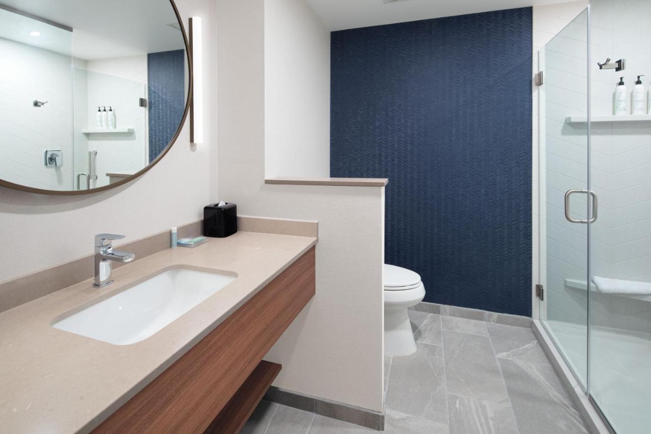 Fairfield By Marriott Inn & Suites Whitsett Greensboro East Екстер'єр фото