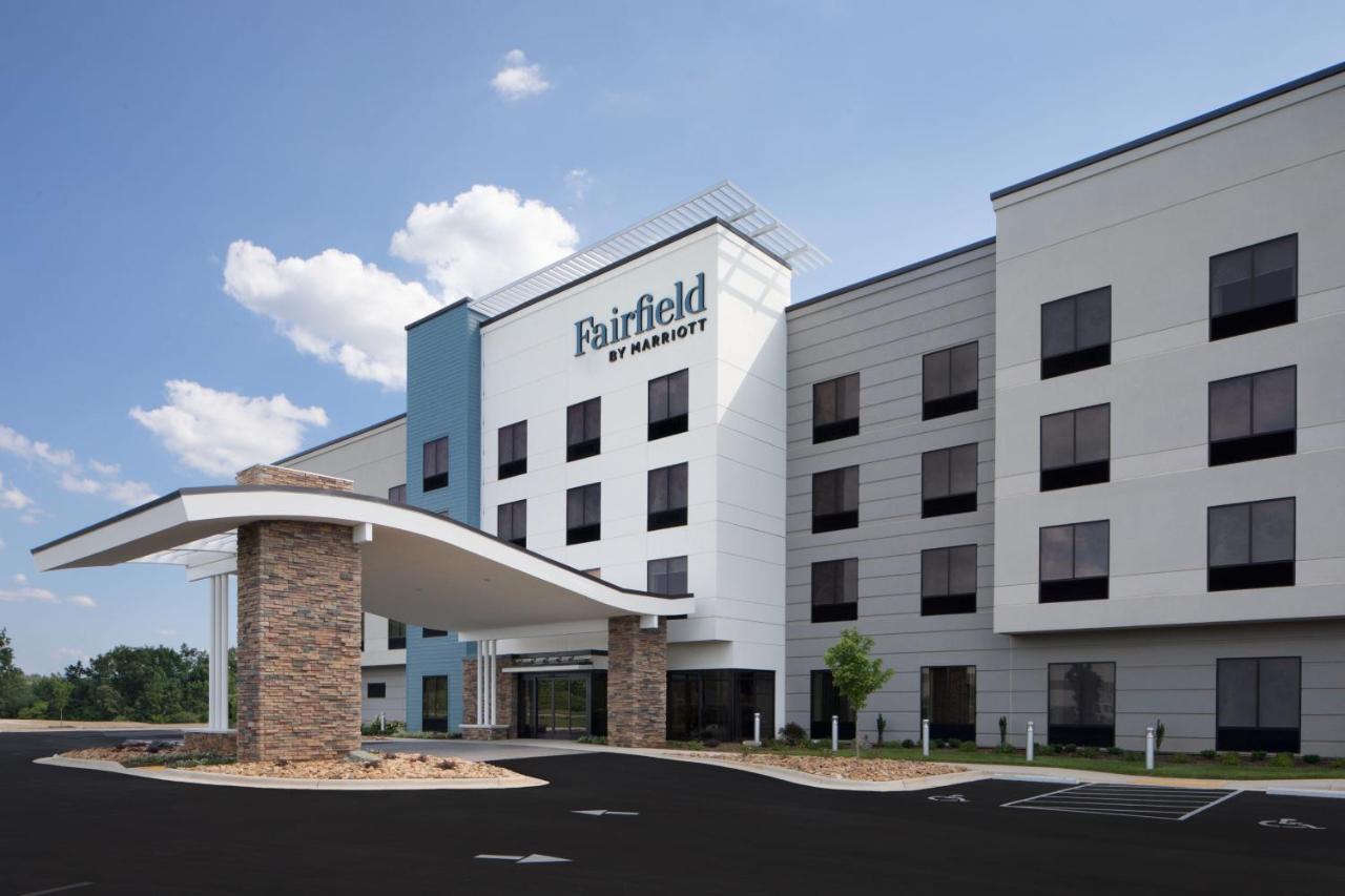 Fairfield By Marriott Inn & Suites Whitsett Greensboro East Екстер'єр фото