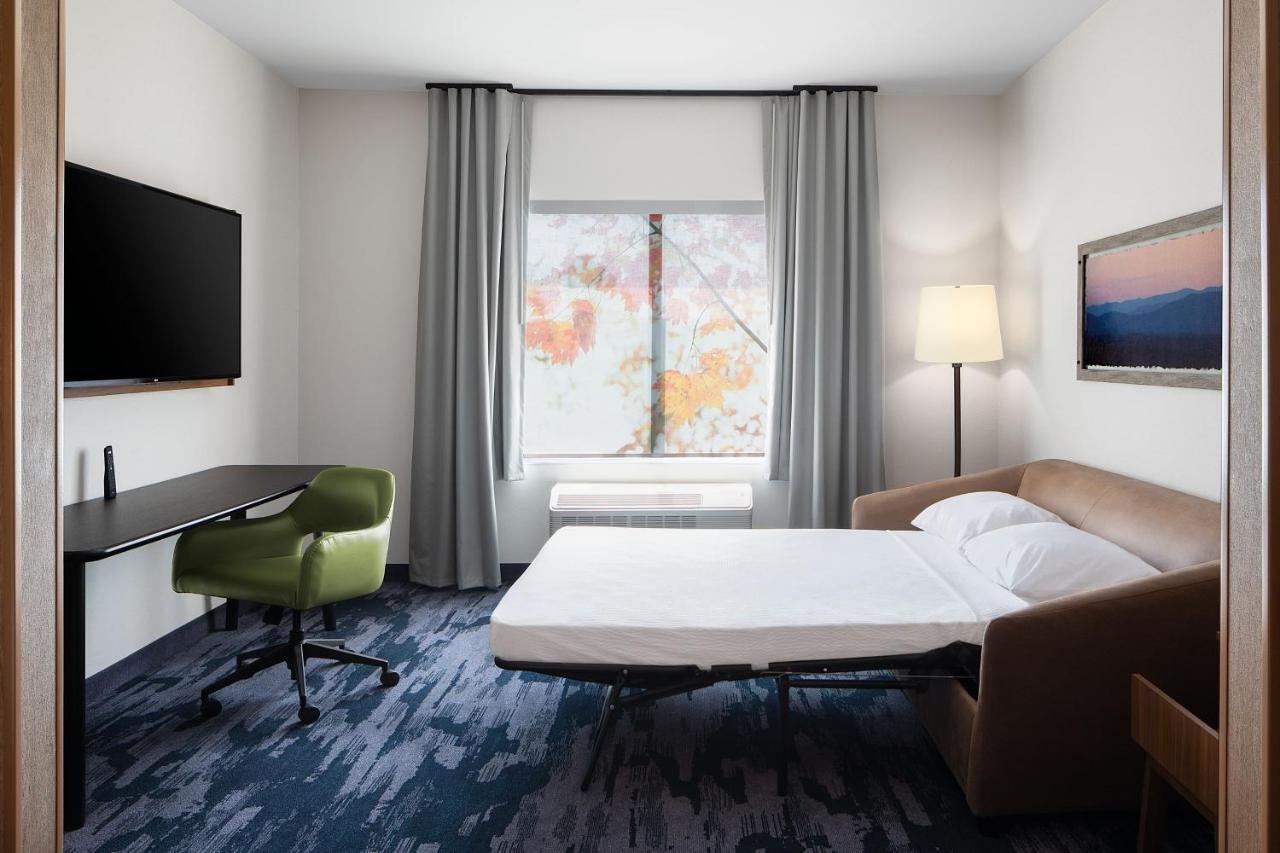 Fairfield By Marriott Inn & Suites Whitsett Greensboro East Екстер'єр фото