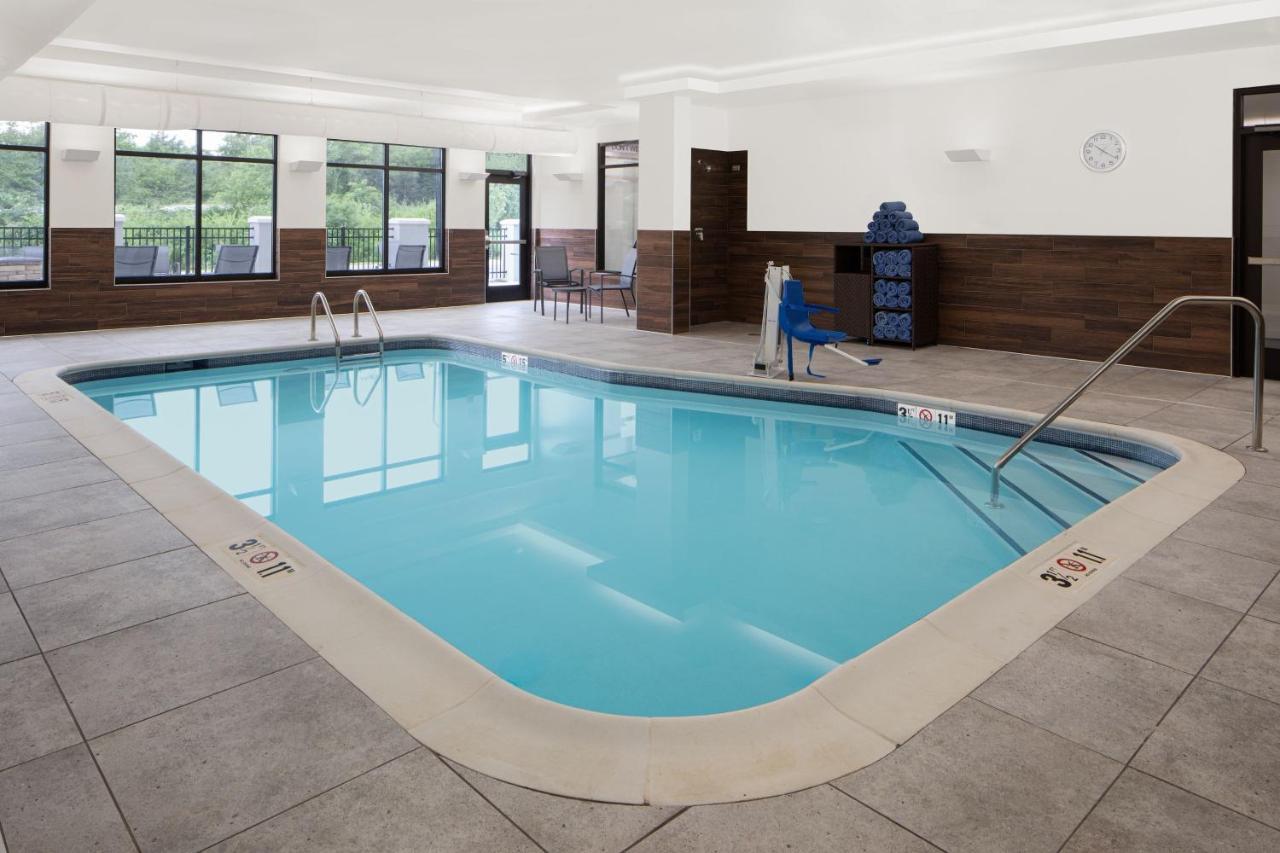 Fairfield By Marriott Inn & Suites Whitsett Greensboro East Екстер'єр фото