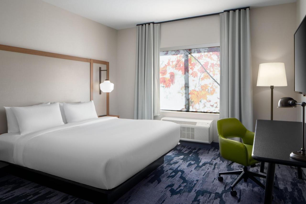 Fairfield By Marriott Inn & Suites Whitsett Greensboro East Екстер'єр фото